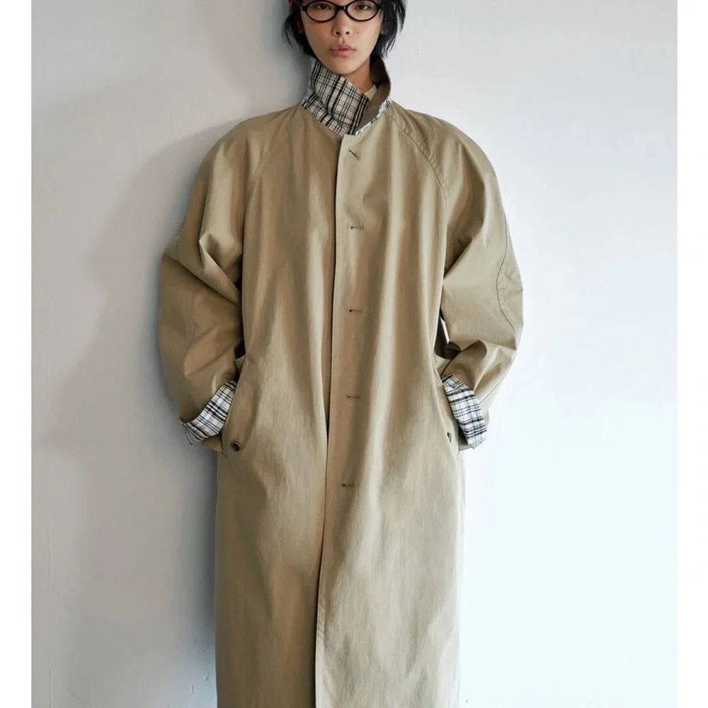 Pixie Market Reversible Khaki Trench Coat with Plaid Lining & Cuff Detail - Picture 6 of 9